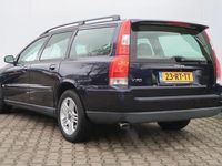 tweedehands Volvo V70 2.4 D5 LEDER/NAVI/STOELVERW.