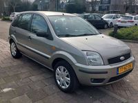 tweedehands Ford Fusion 1.4-16V Ghia