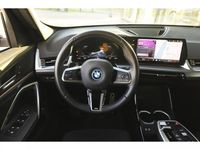 Occasion BMW iX1 Shadowline 225 kW (306 PK) 2024 Mineralweiss (licht wit metallic) SUV