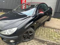 tweedehands Peugeot 206 CC 2.0-16V *INRUIL KOOPJE*