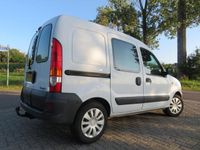 tweedehands Renault Kangoo 1.2i-16V Benzine met Schuifdeur en Trekhaak !