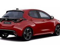 Nieuw Toyota Yaris Executive 131 PK (96 kW) 2025 Rood Hatchback