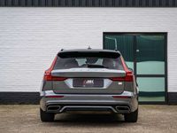 tweedehands Volvo V60 2.0 T6 Recharge AWD R-Design 341pk ACC Panorama 36