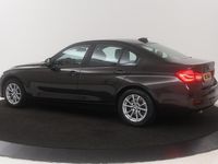 tweedehands BMW 318 3-SERIE i High Executive | 1e eigenaar | Leder | Stoelverwarming