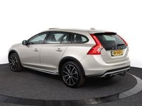 tweedehands Volvo V60 CC 2.0 T5 Polar+ - Aut. - Navigatie - Camera - Stoelverwarming - Schuif-/kanteldak - LM-velgen - Leder bekleding - 12 maanden BOVAG-garantie