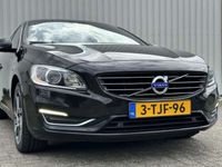 tweedehands Volvo V60 2.4 D6 AWD Plug-In PANO CAM ELEKt. VOORSTOELEN