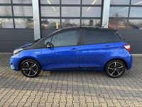 Occasion Toyota Yaris Hybrid 73 PK (53 kW) 2017 Blauw (metallic) Hatchback