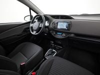 Occasion Toyota Yaris Hybrid 2019 Rood Hatchback