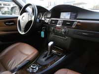 tweedehands BMW 318 3-SERIE Touring i Corporate Automaat Leder Navi Xenon Historie