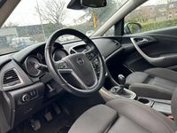 tweedehands Opel Astra Sports Tourer 1.4 Turbo Cosmo 2011 NAP! Navi! Stoe