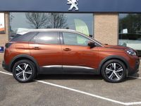 tweedehands Peugeot 3008 1.2 PureTech 130pk S&S Allure Navigatie Cruise & Climate control Achteruitrijcamera KEYLESS Parkeersensoren Bluetooth LM-velgen