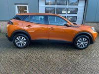 tweedehands Peugeot 2008 1.2 PureTech Blue Lease Allure