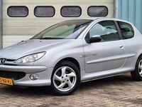 Occasion Peugeot 206 Quiksilver 89 PK (65 kW) 2004 Grijs Hatchback
