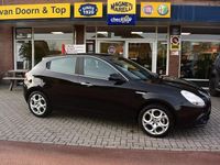 Occasion Alfa Romeo Giulietta Distinctive 120 PK (88 kW) 2011 Zwart Hatchback