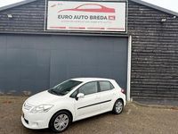 Occasion Toyota Auris 132 PK (97 kW) 2011 Wit Hatchback