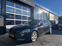 Occasion Volvo V40 Kinetic 114 PK (83 kW) 2013 Zwart (metallic) Hatchback