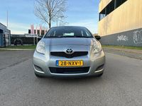 Occasion Toyota Yaris 69 PK (50 kW) 2011 Grijs Hatchback