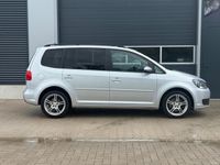 Occasion VW Touran Comfortline 140 PK (102 kW) 2014 Zilver, metallic lak MPV