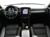 tweedehands Volvo XC40 T4 AWD Inscription | Adaptieve cruise control incl. BLIS | Lederen interieur | Visual Park Assist (incl. 360˚ view) | Elektrisch verstelbare voorstoel incl. geheugen | Stoelverwarming | Achterbankverwarming | High performance audio | Keyless en