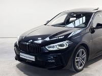 Occasion BMW 118 Executive 140 PK (102 kW) 2022 Zwart (metallic) Hatchback