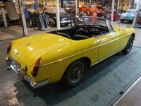 tweedehands MG B cabrio Yellow