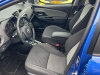 Occasion Toyota Yaris Hybrid Active 73 PK (53 kW) 2019 Blauw Hatchback