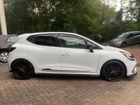 tweedehands Renault Clio IV 1.6 Turbo R.S. TROPHY 220PK|NW APK|AUTOMAAT|NAVI|LMV|CRUISE