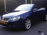 tweedehands VW Eos 2.0-16v FSI * Parkeersensor achter * Airco * Cruise control *