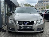 tweedehands Volvo V70 2.0 D3 Momentum 5-cil | Navi | ACC | BLIS | Trekha