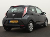 tweedehands Toyota Aygo 1.0 VVT-i x-nav