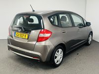 tweedehands Honda Jazz 1.4 Comfort Automaat Airco Parkeersensoren electrische ramen 5 deurs zeer mooie auto