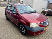 tweedehands Dacia Logan 1.6 Lauréate 11-2005 118000km NWE.APK 1495EU