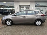 Occasion Toyota Auris 99 PK (72 kW) 2017 Grijs Hatchback