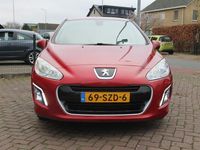 Occasion Peugeot 308 Active 120 PK (88 kW) 2012 Rood Hatchback