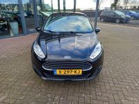 tweedehands Ford Fiesta 1.0 EcoBoost Titanium Automaat, Airco(automatisch), Multimedia systeem, Bluetooth telefoonverbinding, Stoelverwarming, Voorruit verwarmd, Parkeersensoren, Cruise control, Dimlicht automatisch, Elektrische ramen en spiegels, Keyless, Nette auto