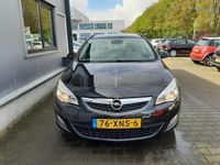 tweedehands Opel Astra Sports Tourer 1.4 Cosmo clima cruise navi half lee