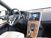 tweedehands Volvo XC60 T5 FWD Summum | Panoramadak | Parkeercamera | Stoel- en stuurverwarming | Keyless