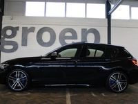 tweedehands BMW M140 1-SERIEEdition Shadow High Executive | 340 PK | Harman / Kardon | Apple CarPlay | Schuif / kantel dak | Vol lederen memory sportstoelen met verwarming | Cruise | Clima | Nederlands geleverde | LED kolampen | Lane en bots assist |