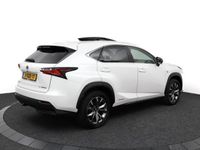 tweedehands Lexus NX300h AWD F Sport Line | Dealeronderhouden | Schuif-/kanteldak | Elektronisch sportonderstel | Head-Up Display