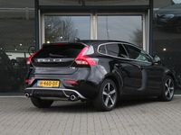 tweedehands Volvo V40 T3 GEARTRONIC POLAR+ | Camera | Standkachel | Panoramadak | Harman Kardon | Leder | Getint glas | 17''