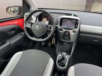 tweedehands Toyota Aygo 1.0 VVT-i x-wave