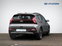 tweedehands Hyundai Bayon 1.0 T-GDI Comfort Smart | Navigatie | Camera | Apple Carplay/Android Auto | CruiseControl | Digitaal Instrumentenpaneel | DAB | Park. Sensor | Airco | Rijklaarprijs!