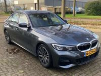 tweedehands BMW 320 i High Executive