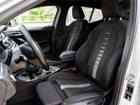 tweedehands BMW X2 18i / S-Drive / Stoelverwarming / Parkeerassistent