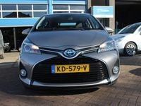 Occasion Toyota Yaris Hybrid 2015 Bruin (metallic) Hatchback