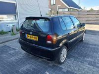 tweedehands VW Polo 1.6 5-deurs Airco Bj.:1999 NAP!