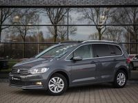 tweedehands VW Touran 1.5 TSI Highline 7p Pano dak Keyless entry Ada