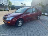 Occasion Ford Focus Ghia 101 PK (74 kW) 2000 Rood Sedan