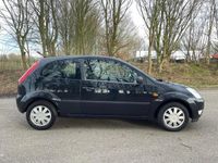 tweedehands Ford Fiesta 1.4-16V Futura