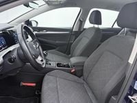 Occasion VW Golf VIII Life 110 PK (80 kW) 2021 Blauw Hatchback